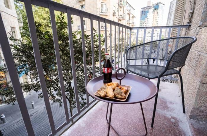 Ben Yehuda, 3 Lovely Flats In The Same Building Jerusalem Eksteriør billede